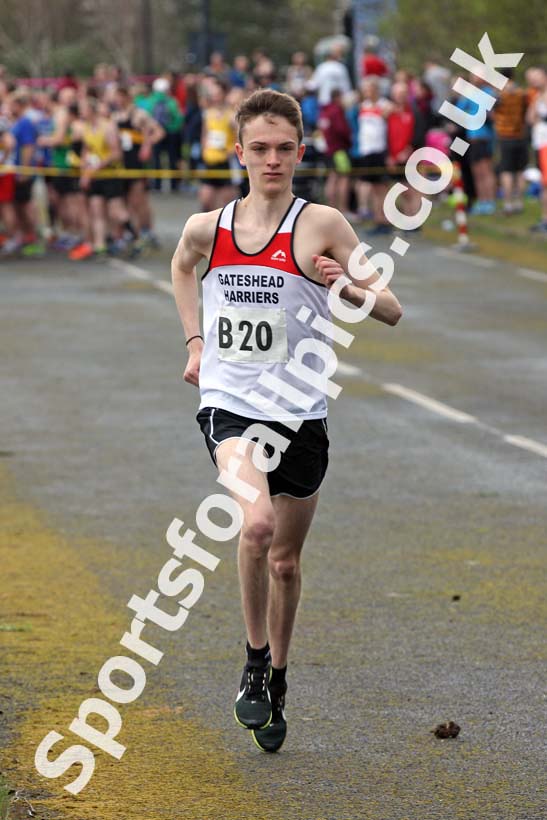 Senior mens relay, Elswick Good Friday Road Races. Photo: David T. Hewitson/Sports for All Pics